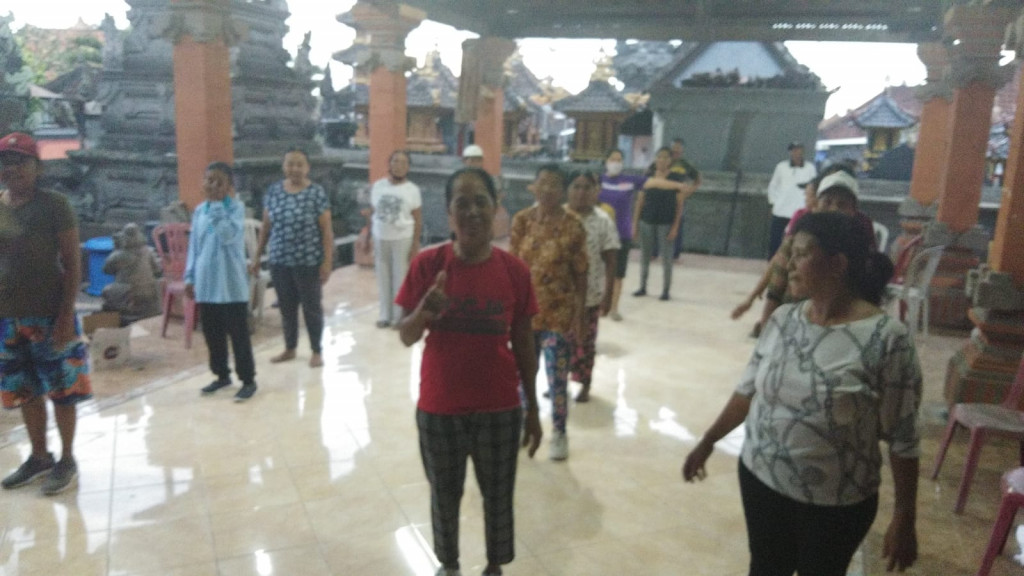 Jaga Kebugaran, Lansia Banjar Dawas Kembali Senam Setelah Vakum 2 Tahun